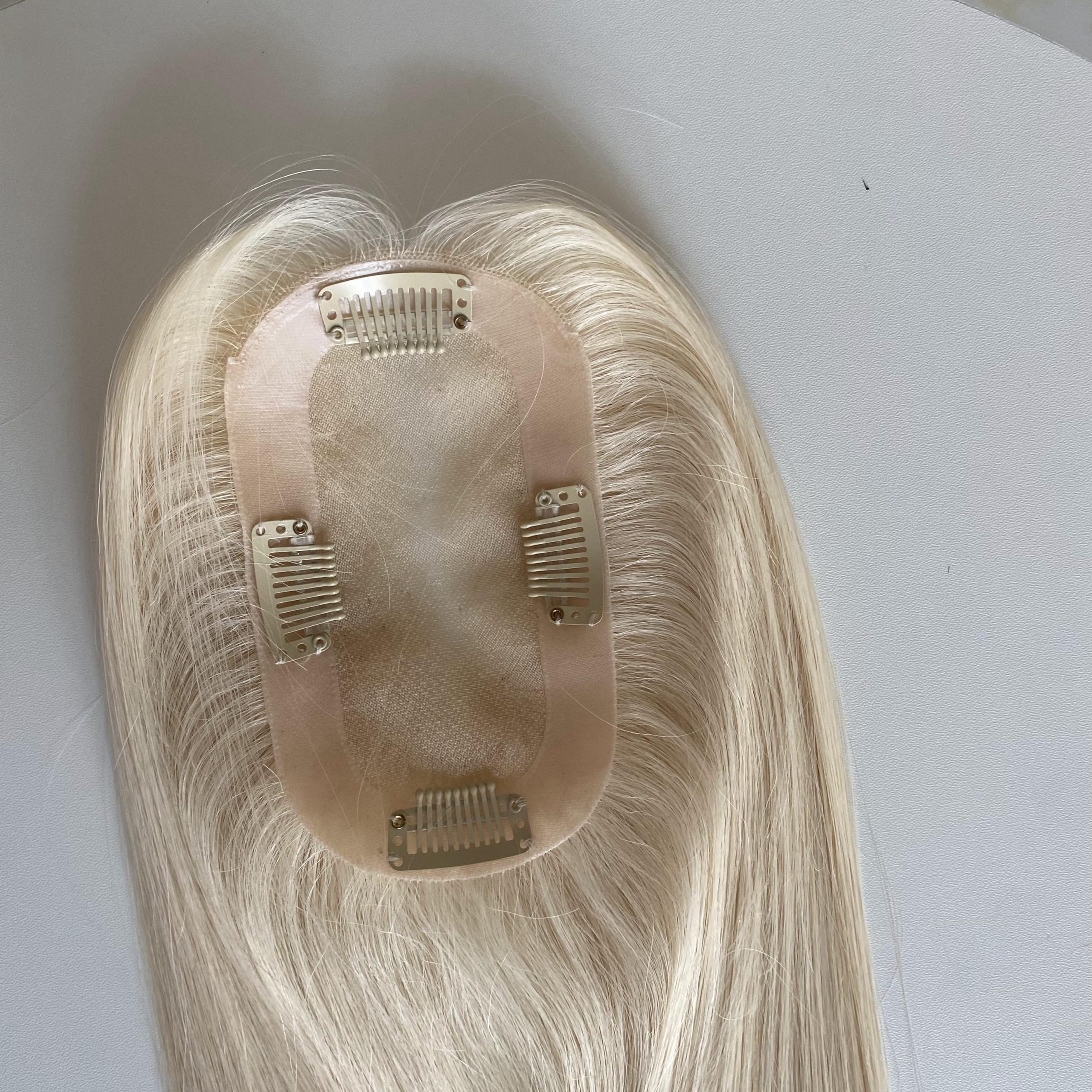 Mono Topper za Kosu 3x5 – 41cm Platinum Blonde - Prirodna Kosa – Ženski Topper 5 3x5.5 Mono Topper - Zenski topper - Prirodna ljudska kosa (1)