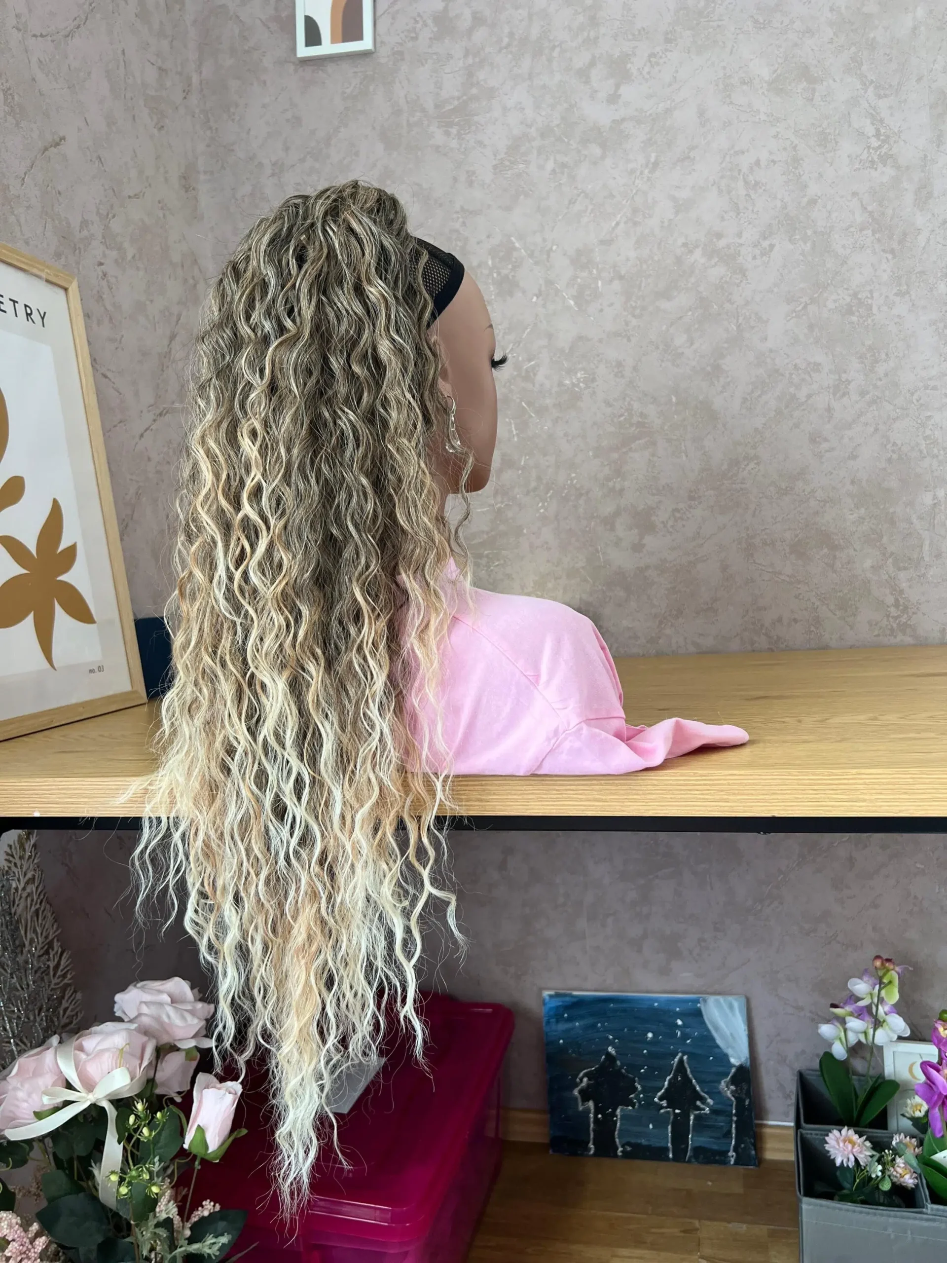 Ombre pepeljasti kovrdžavi rep 75 cm 5 rep-za-kosu-ombre-pepeljasti-kovrdjavi-75cm-eynna-human-hair-5-scaled.jpg