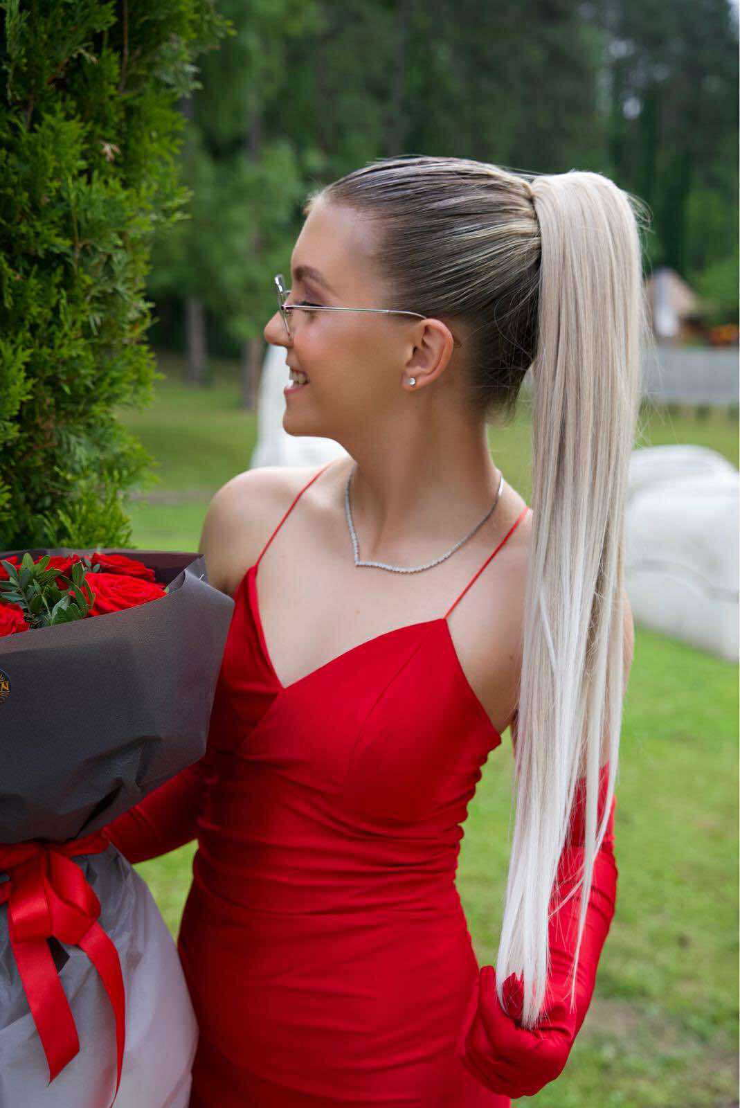 Rep za kosu – Ombre Ash Blonde – Ravni 75cm - Umjetni rep 12 Rep za kosu - Ombre ash blonde - Eynna hair Sarajevo - Umjetno vlakno (2)