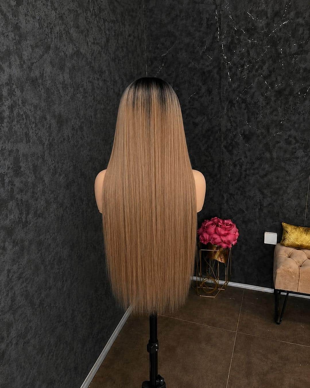 Duga plava perika 100 cm – proteinsko vlakno 7 Perika od proteinskog vlakna – model Eynna Hair Sarajevo