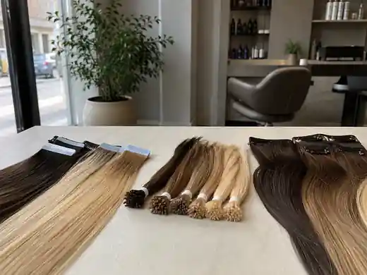 Vrste nadogradnje kose – tape-in, keratin i clip-in ekstenzije